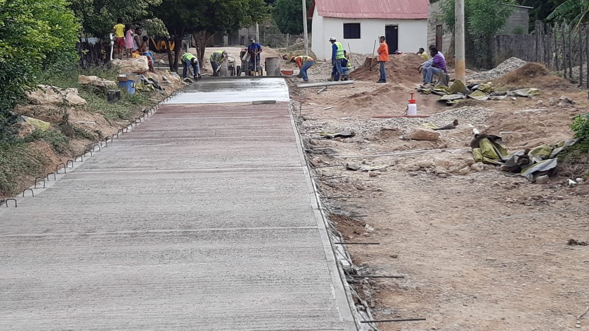 Construcción de vías y pavimentación
